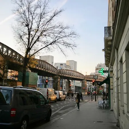Beautiful Apt With Eiffel Tower Views By Guestready * Paris