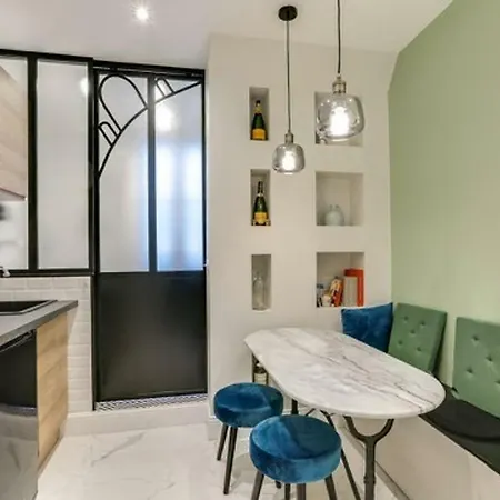 Beautiful Apt With Eiffel Tower Views By Guestready * Paris